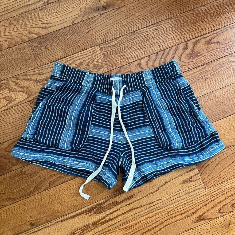 Lou & Grey shorts